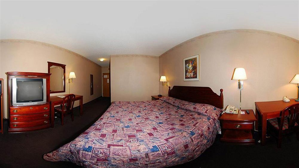 Howard Johnson By Wyndham Spartanburg Expo Center Bagian luar foto